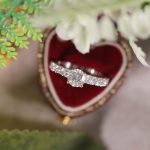 18Ct White Gold Brilliant Cut 1.20ct Diamond Solitaire w/ Accents Ring (Size K) - Image 5