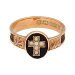 Antique 9Carat Horse Hair Seed Pearl Mourning-Ring Birmingham 1900 (Size O)