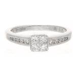 18Carat White Gold 0.39ct Diamond Cluster w/ Accents Ring (Size K 1/2) 4.5x4.5mm