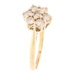 18Carat Yellow Gold 0.75ct Diamond Cluster Ring (Size N 1/2) 9x10mm - Image 2