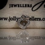 Chopard Geneve 18Carat White Gold Happy Hearts 0.29ct Diamond Pendant (10.5x9.5mm) - With Cert - Image 2