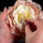 18Carat Yellow Gold 1.54ct Diamond Two-Stone Ring (Size R) 2x16mm - Image 12