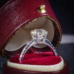 18Carat White Gold 1.50ct Diamond Solitaire w/ 0.20ct Accents Ring (Size M) 7mm Head - Image 7